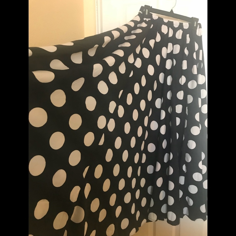 Polka dot chiffon skirt